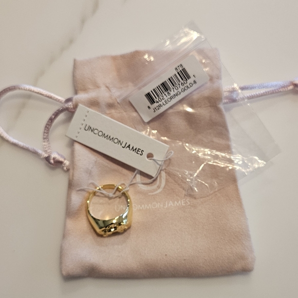 UNCOMMON JAMES Gold Zodiak Leo Ring - Picture 7 of 7